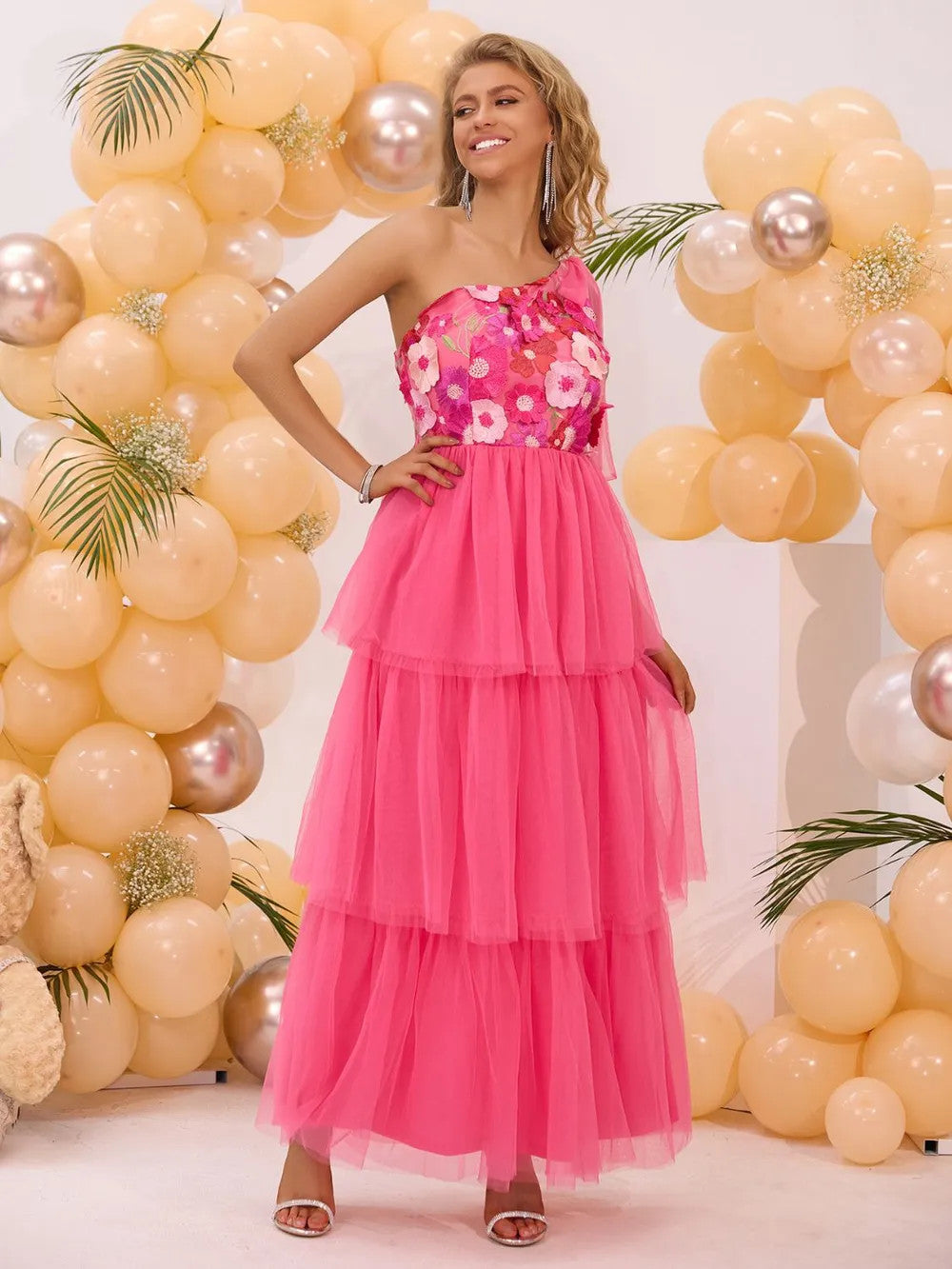 ️ Abito Midi Monospalla a Strati Ricamato