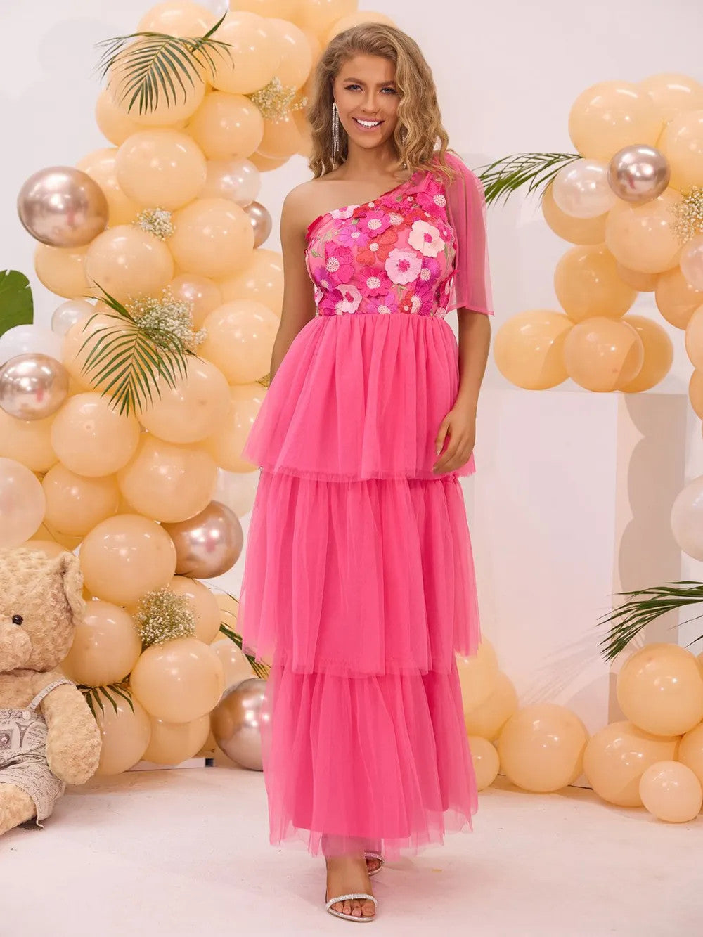 ️ Abito Midi Monospalla a Strati Ricamato