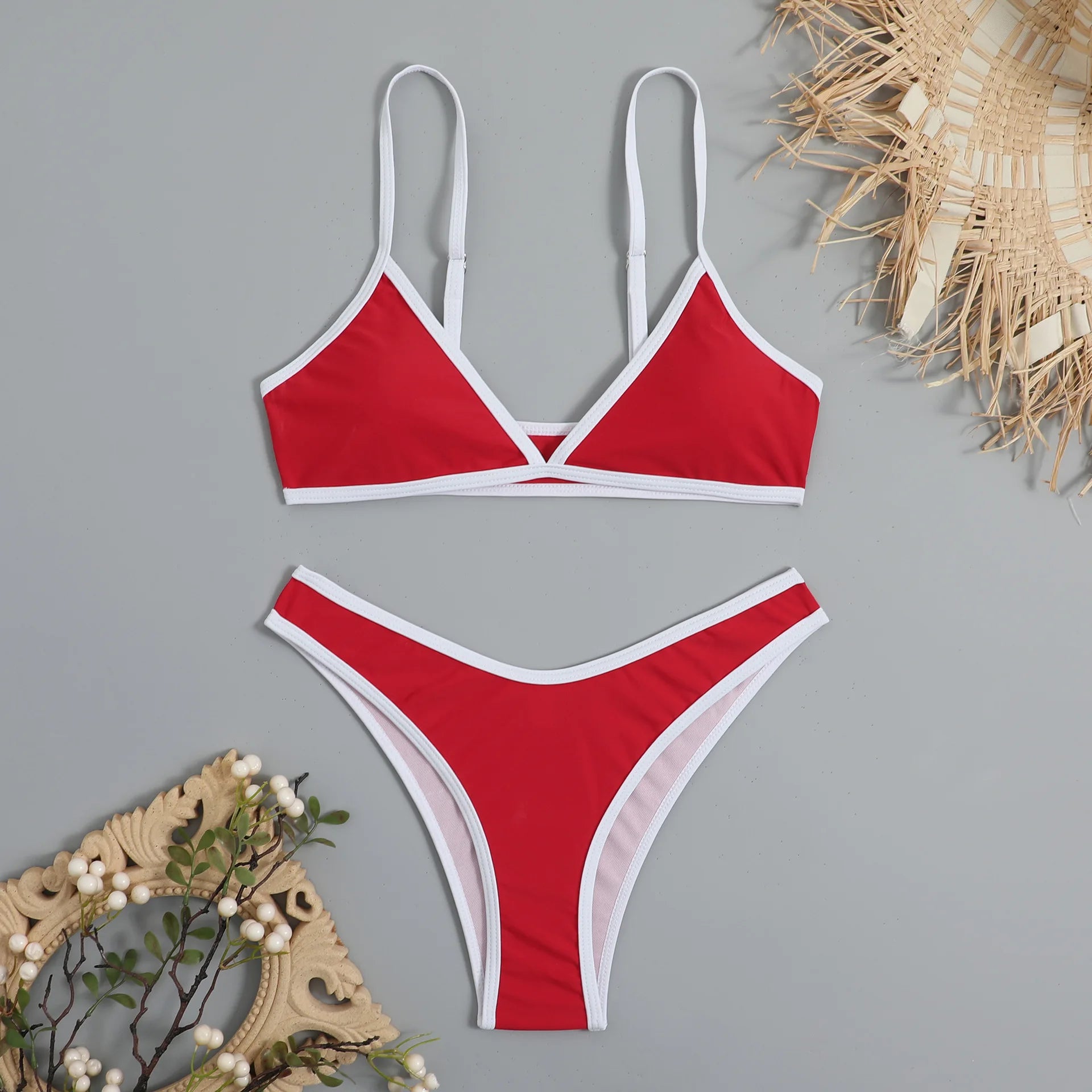 ❤️ Bikini due pezzi a vita alta con top crop sportivo