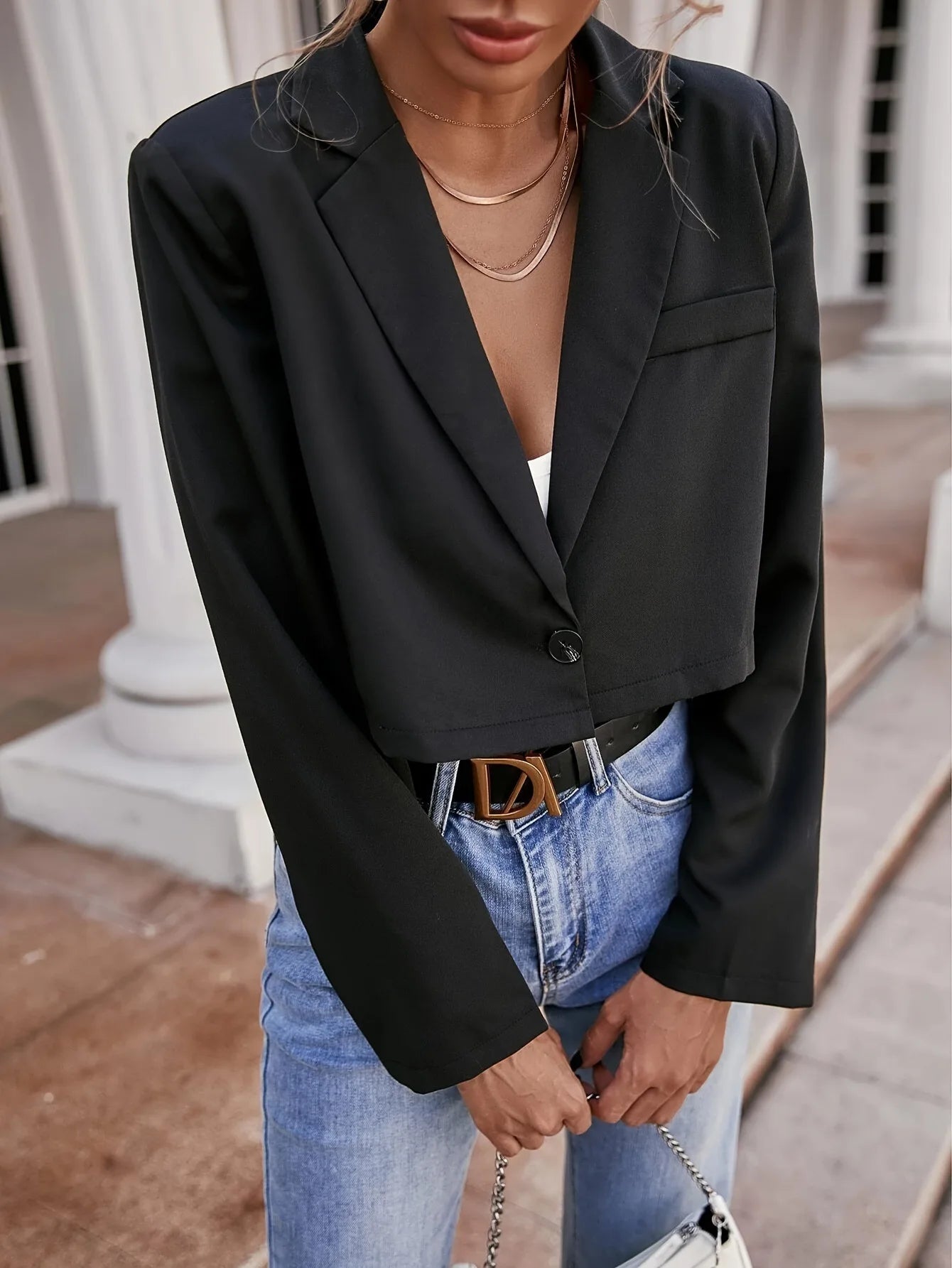 🌸 Giacca corta da donna con design moderno e scollo a V