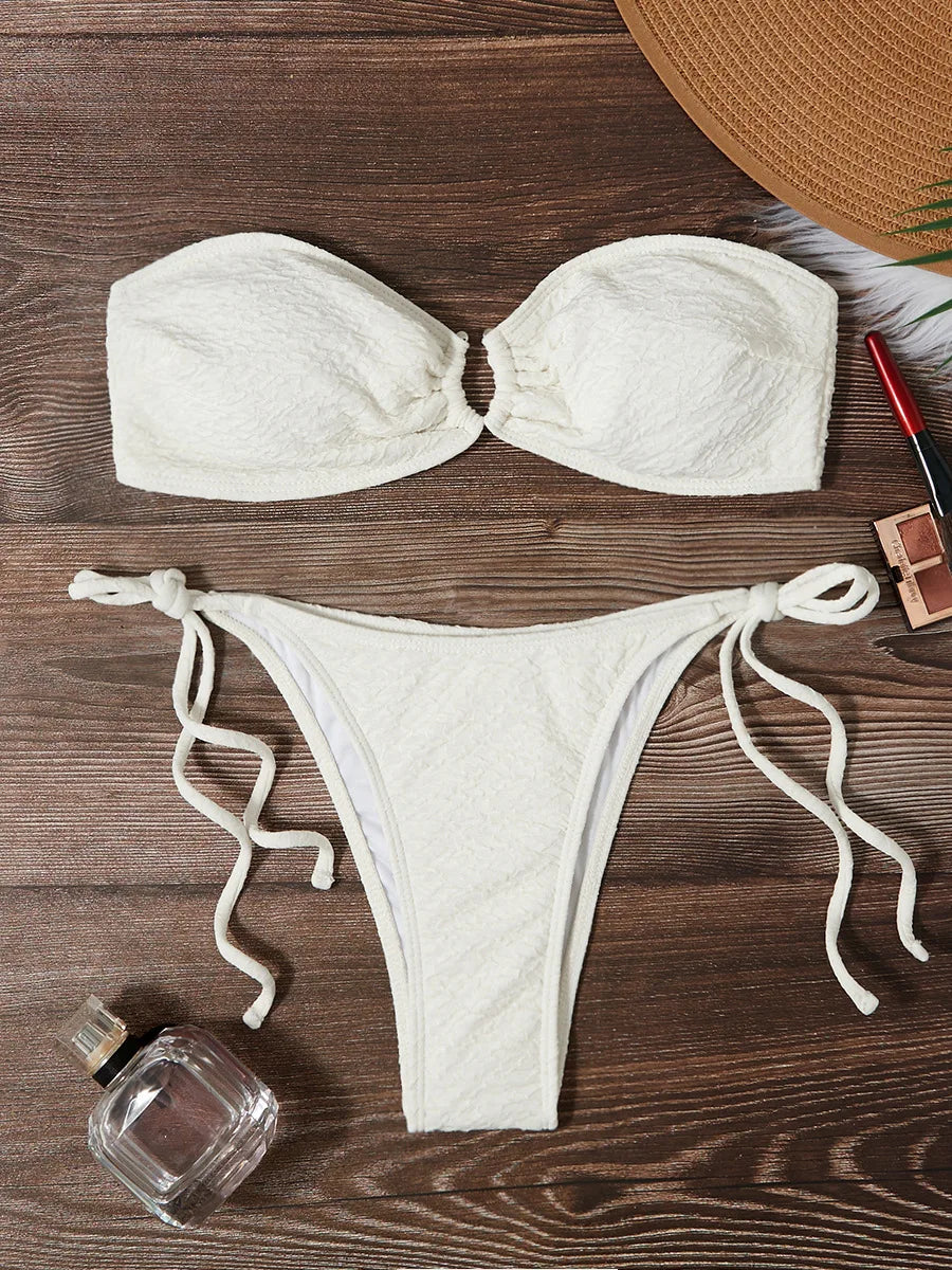 🌸 Bikini a Fascia Bicolor con Push Up e Slip Classico